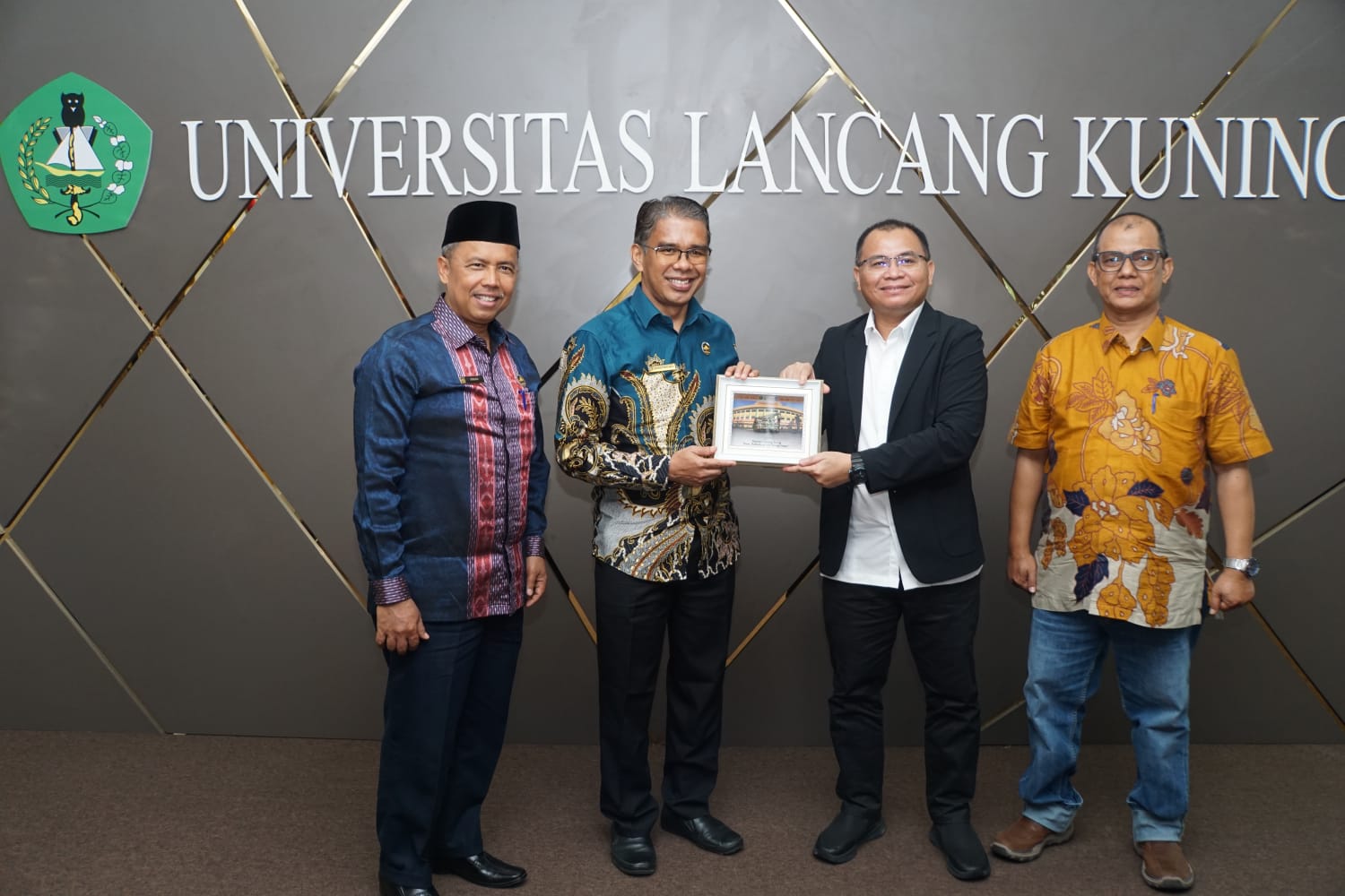 Berjalan Baik Saling Menguntungkan, Unilak dan UIN Batu Sangkar Lanjutkan Kerjasama