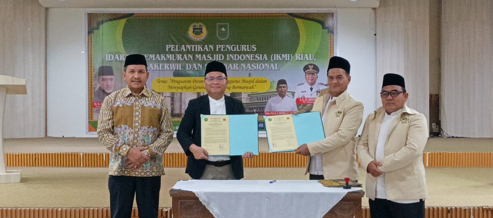 Perkuat Pendidikan Keagamaan dan Lahirkan 1000 Dai, Unilak MoU Dengan IKMI Riau
