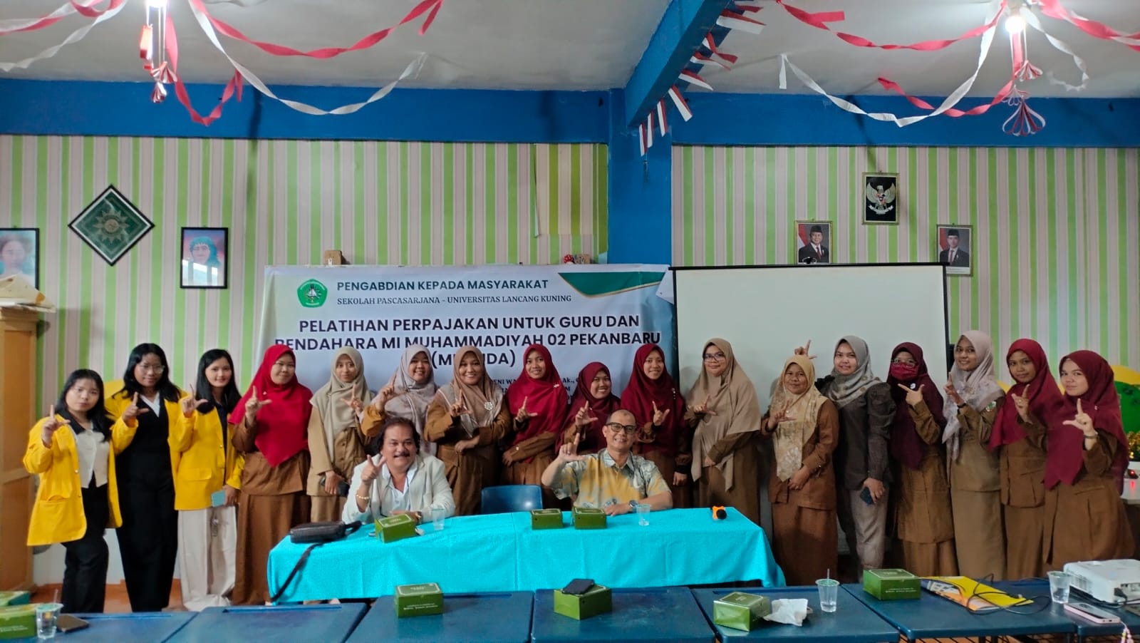 Unilak Beri Pelatihan Perpajakan di MI Muhammadiyah 2 Pekanbaru, Praktek Langsung Penggunaan Digital E-Bupot & E-Faktur