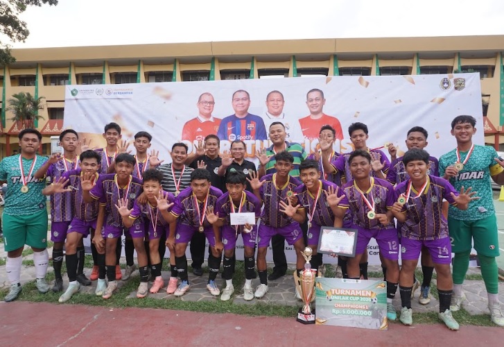 SMA 5 Pekanbaru Juara Unilak CUP 2026