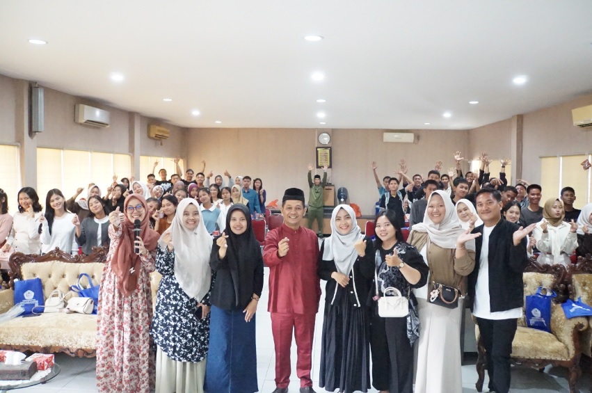SMA LKMD Kandis Berkunjung ke Unilak PTS Terbaik di Riau