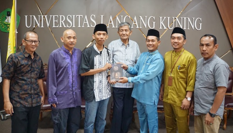 Wakil Rektor III Unilak Apresiasi Program Kurnia Wakaf Al – Quran