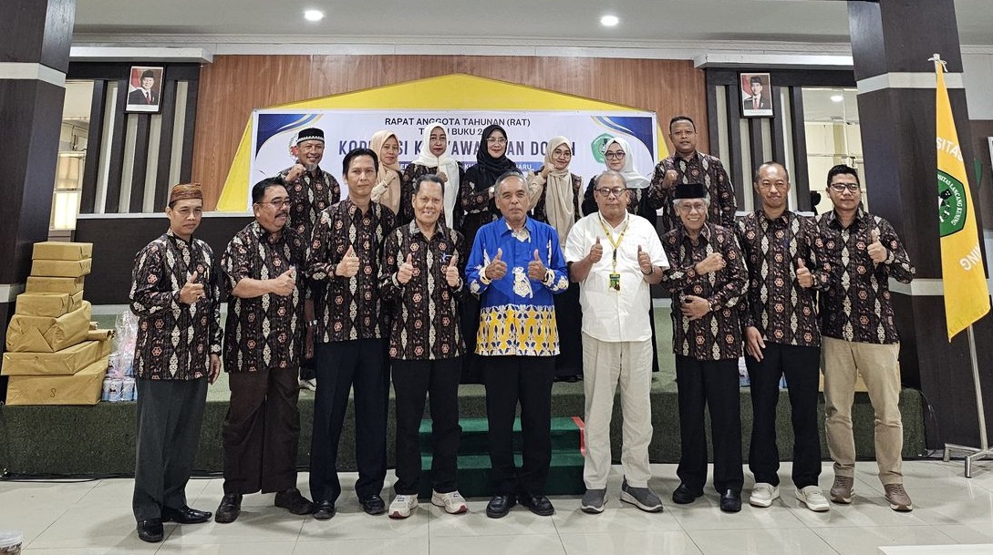 	 Wakil Rektor I Unilak Assoc Profesor Dr Zamzami Buka RAT Koperasi Dokar
