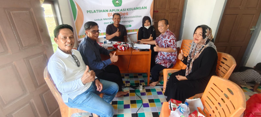 Dosen Pascasarjana Unilak Gelar Pengabdian di BUMDes Kabun Sejahtera Rokan Hulu, Luncurkan Aplikasi Keuangan Gratis Sesuai SAK