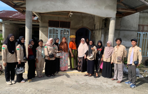 Mengkaji Sastra Lisan Daerah Kampar: Mahasiswa Sastra Indonesia FIB Unilak Kunjungi Desa Teratak Kecamatan Rumbio