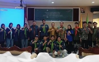 Wakil Rektor III Unilak Dr Hardi Lantik Pengurus  Himapekawa Waradipa 2024-2025