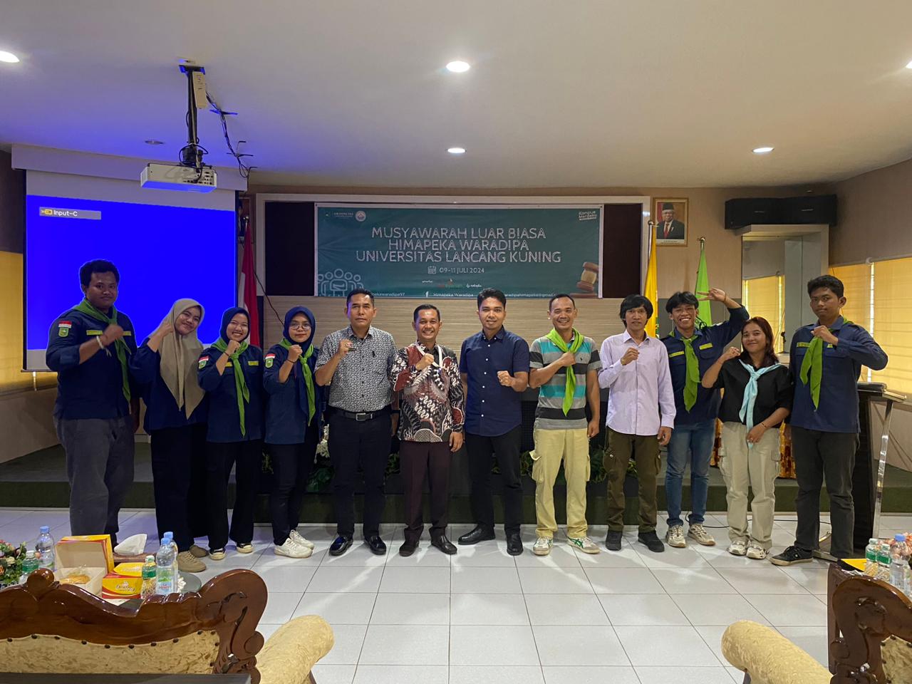 Wakil Rektor III Unilak Buka Musyawarah Luar Biasa Himapeka Waradipa