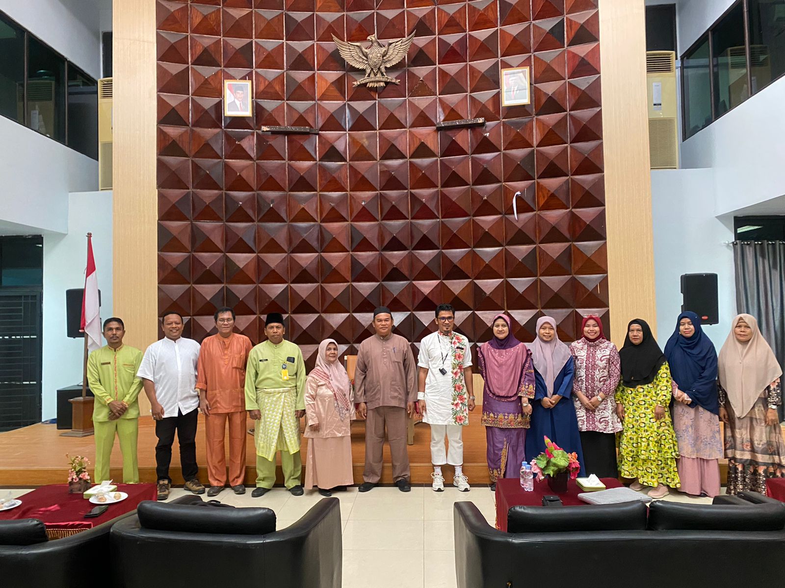 Dekan FIB Sosialisasi Kuliah Program RPL di Dipersip Riau