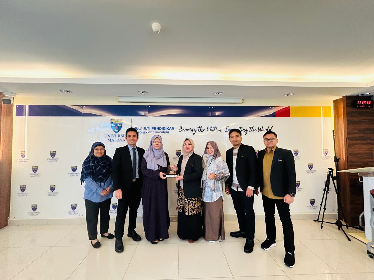 Hebat! Fadiksi Unilak tingkatkan IKU dengan Magang, PkM Internasional, Kerjasama Universitas dan Training Center. 