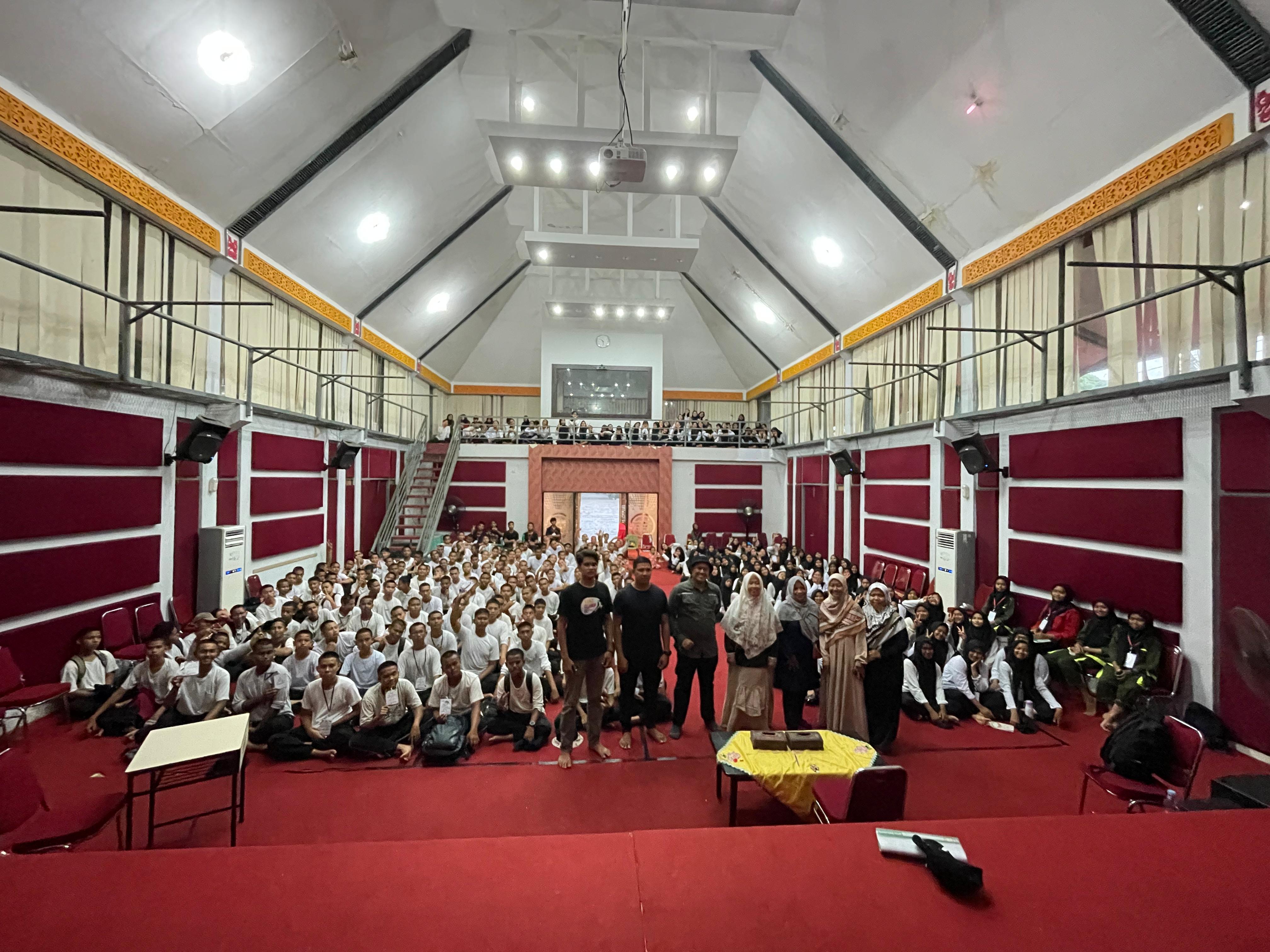 Implementasi P5: SMKN Pertanian Terpadu Pekanbaru Lakukan Kegiatan Outbond bersama Unilak