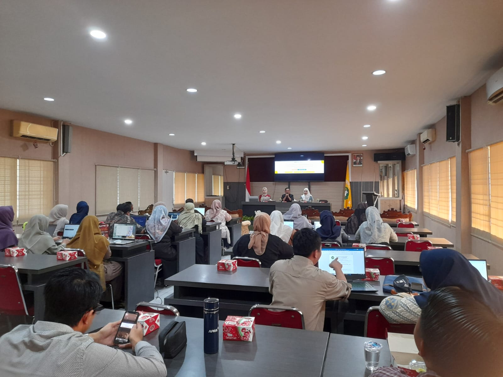 Unilak Gelar Sharing Strategi Pendampingan PKM untuk Dosen, Siapkan Lolos Pendanaan 2025