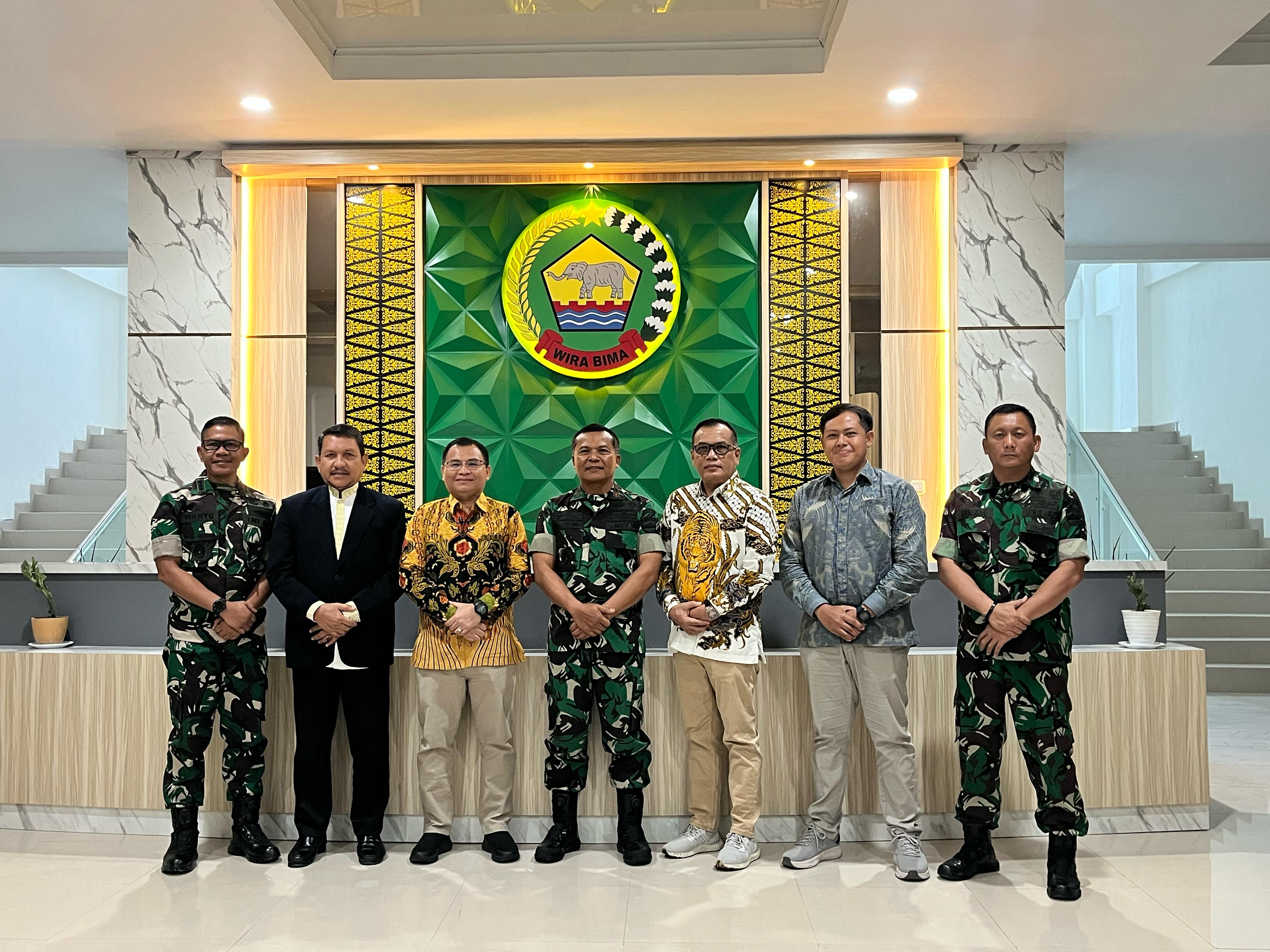 Pererat Silaturahmi, Unilak Kunjungi Korem 031/Wira Bima