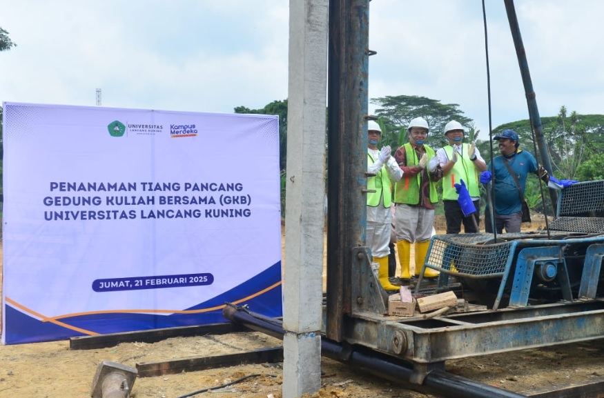 Silaturahmi Keluarga Besar Unilak: Peringatan Isra Miraj, Sambut Ramadan, dan Peletakan Tiang Pancang GKB