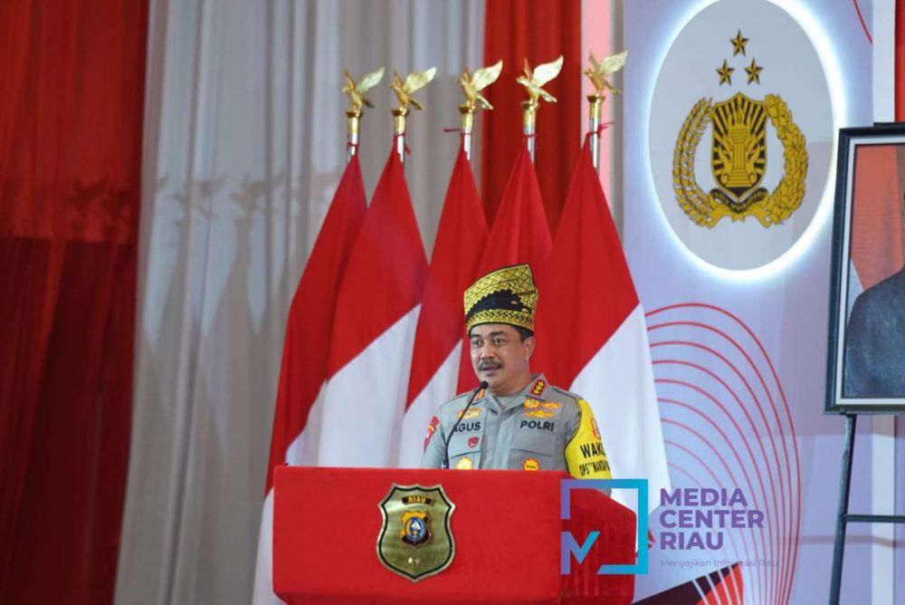 10 Mahasiwa Unilak Terima Beasiswa Dari Wakapolri