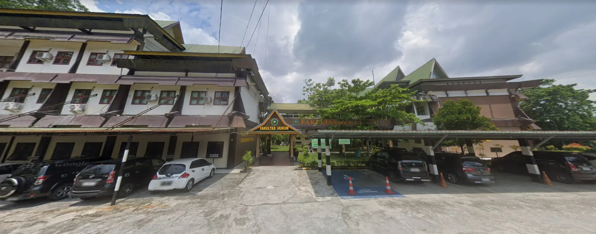 Fakultas Hukum